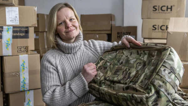 «Медицина не в пріоритеті». Волонтерка Ірина Гук про те, чи втомились українці донатити та в чому такмед програє дронам, — інтерв'ю NV